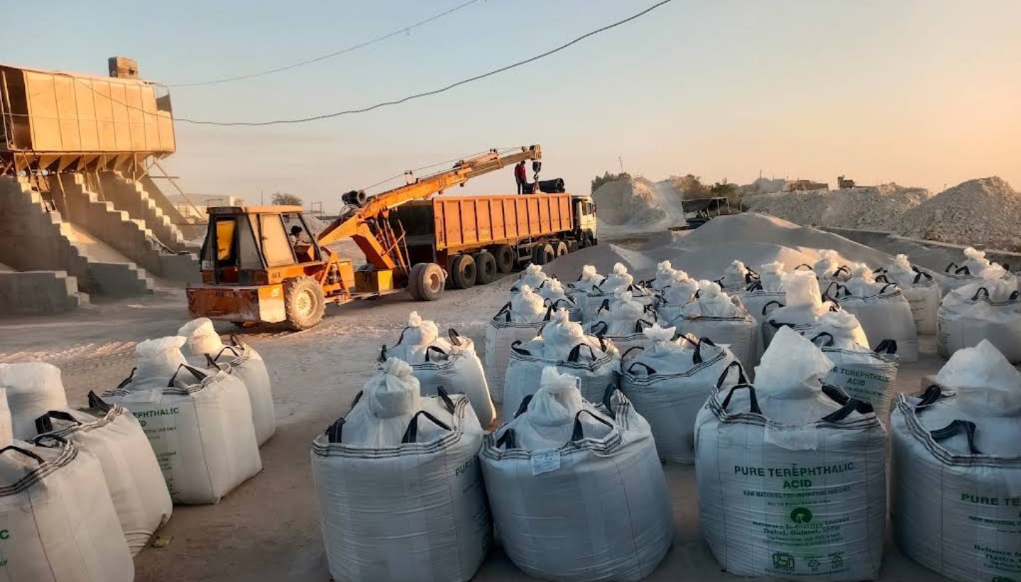 Logistics and loading area at mineral site
